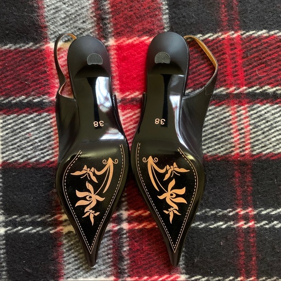 Sonoma Black Pointed Italian Heels - Picture 4 of 4